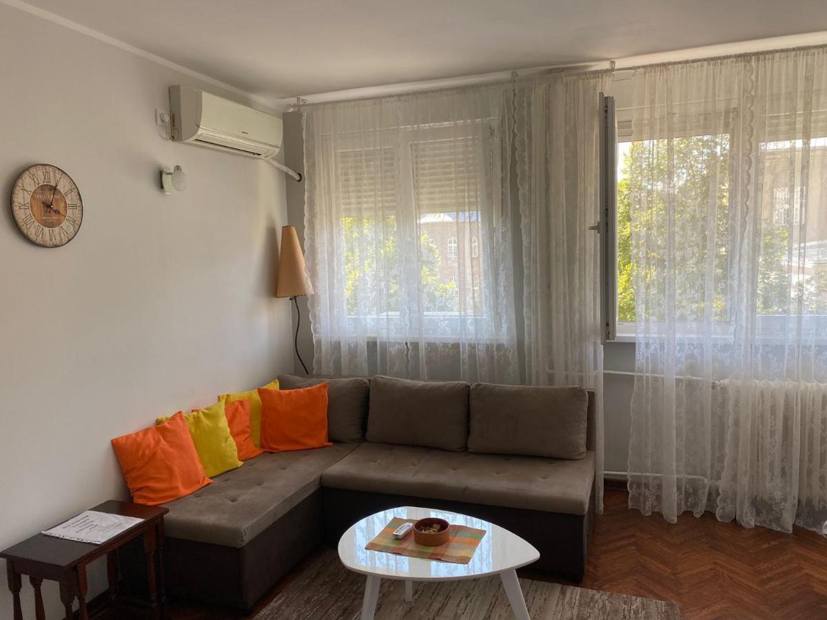 Apartment Dada Center Of Belgrado Buitenkant foto
