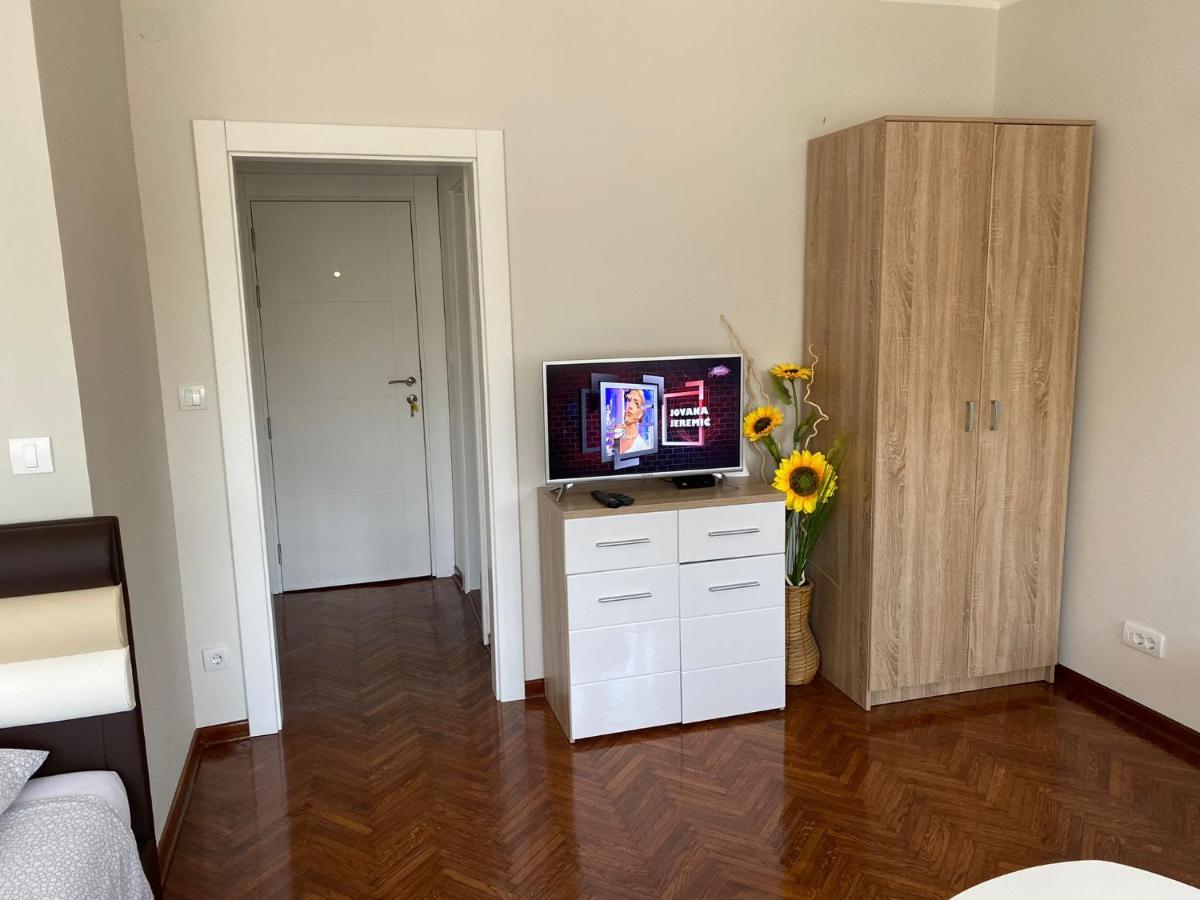 Apartment Dada Center Of Belgrado Buitenkant foto